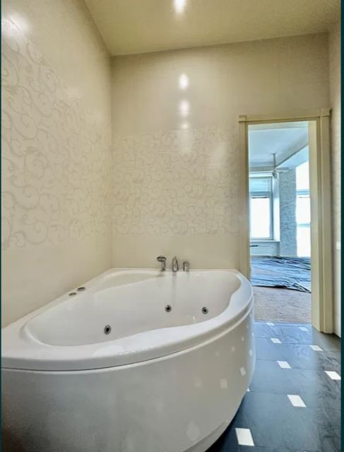 продажа трехкомнатной квартиры номер A-173154 в Приморском районе, фото номер 10